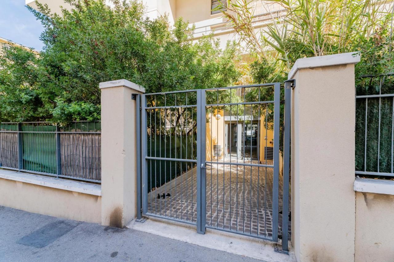 La Joliette; Duplex 2 Chambres, Parking Inclus+ Terrasse+ Ascenseur Марсилия Екстериор снимка