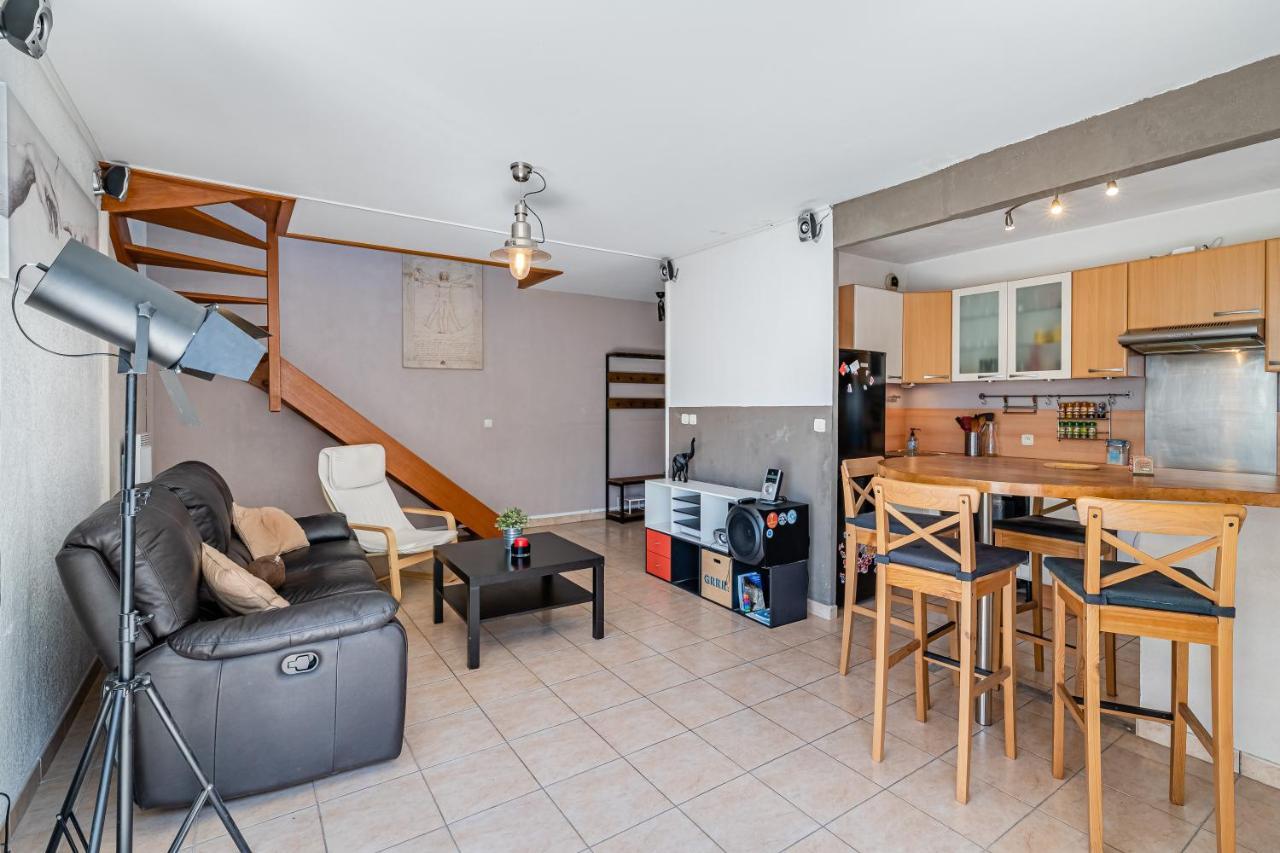 La Joliette; Duplex 2 Chambres, Parking Inclus+ Terrasse+ Ascenseur Марсилия Екстериор снимка